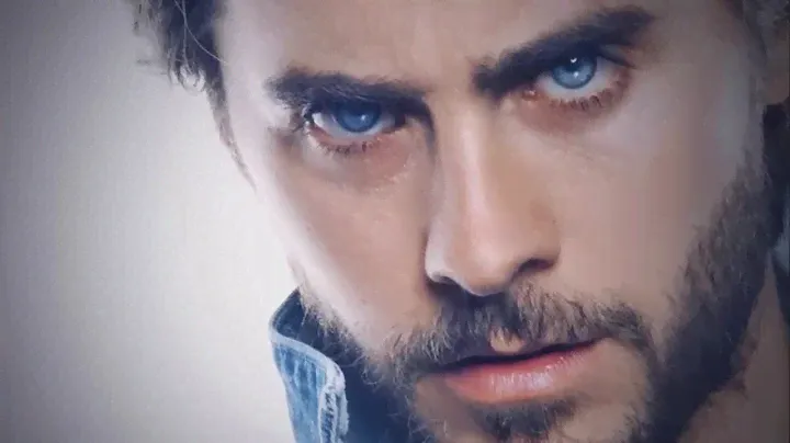 Men with Blue Eyes 2018